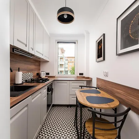 Apartamento Ochota Classy By Bookinghost Varsóvia