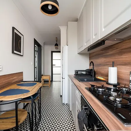 Ochota Classy By Bookinghost Apartamento